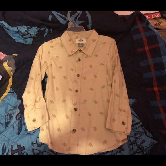 Old navy shirts - Picture 2 of 2